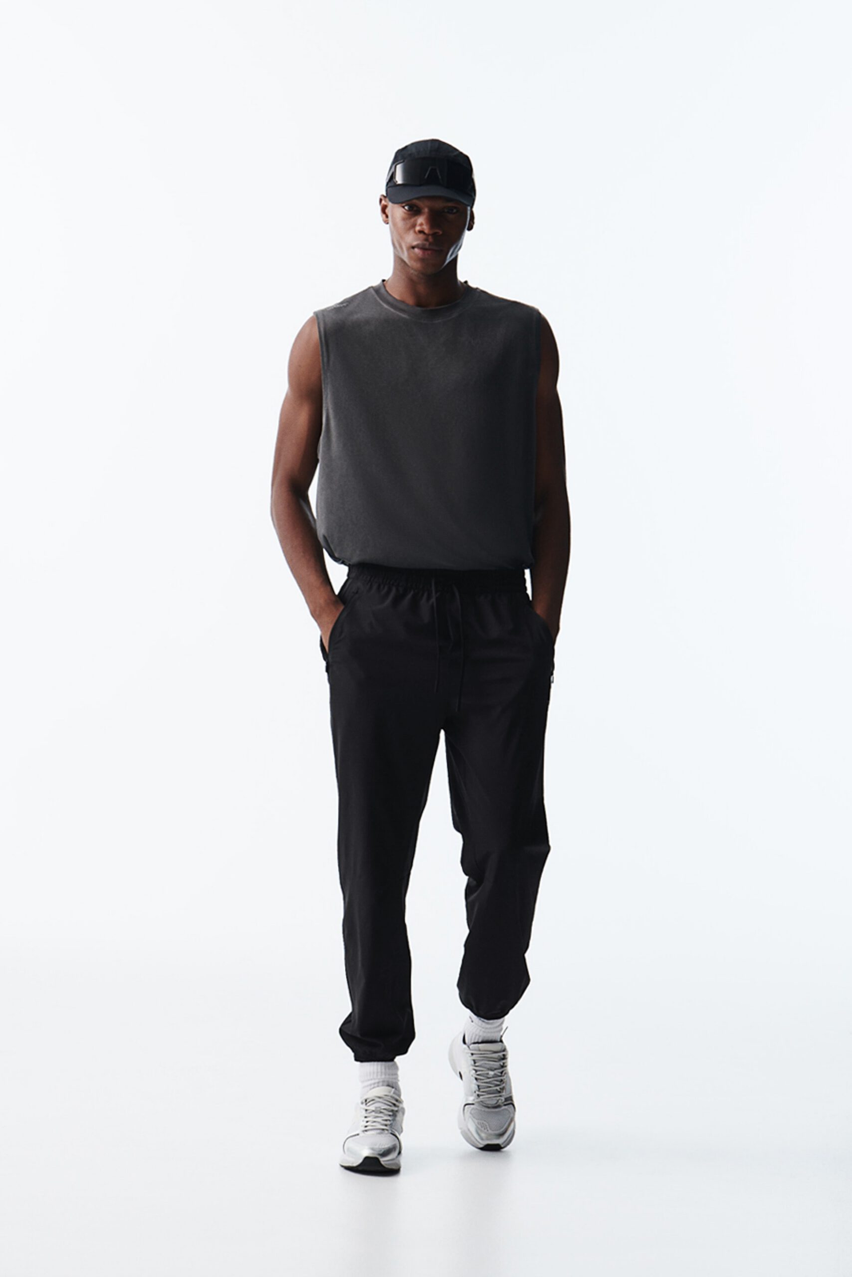 Regular Fit Activewear Pants With DryMove™